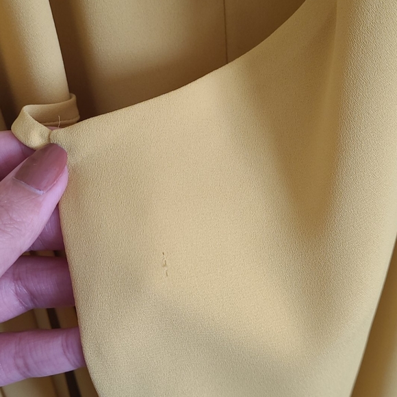 Aritzia Babaton XS Wallace Wrap Dress Yellow - Picture 8 of 8